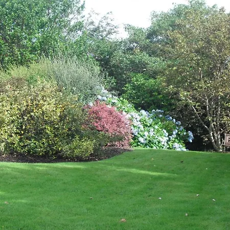 Bed & Breakfast Cornerstones 4*