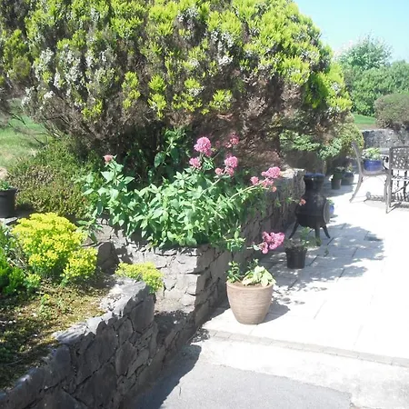 Cornerstones Bed & Breakfast 4*
