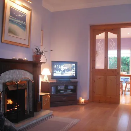 Cornerstones Bed & Breakfast 4*