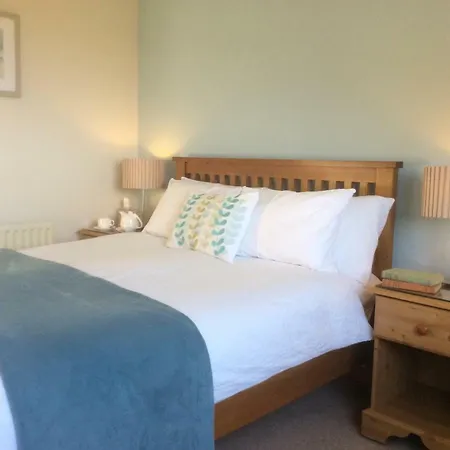 Bed & Breakfast Cornerstones Moyard